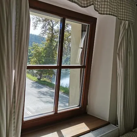 Rožmberk 3*