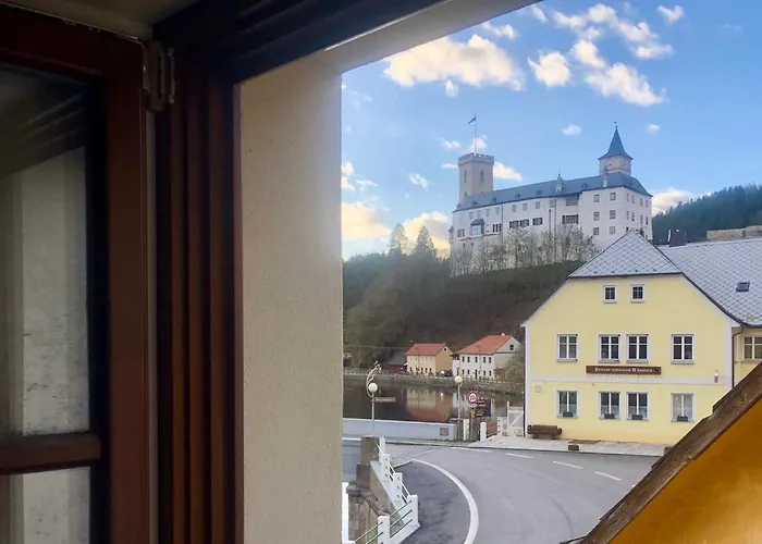 Rozmberk Apart Otel 3*