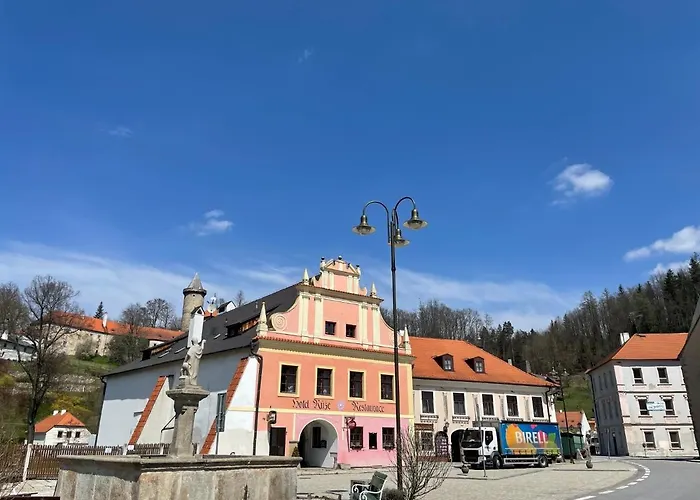 Rozmberk 3*