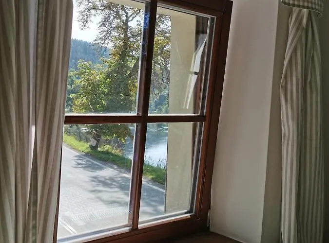 Rozmberk 3*